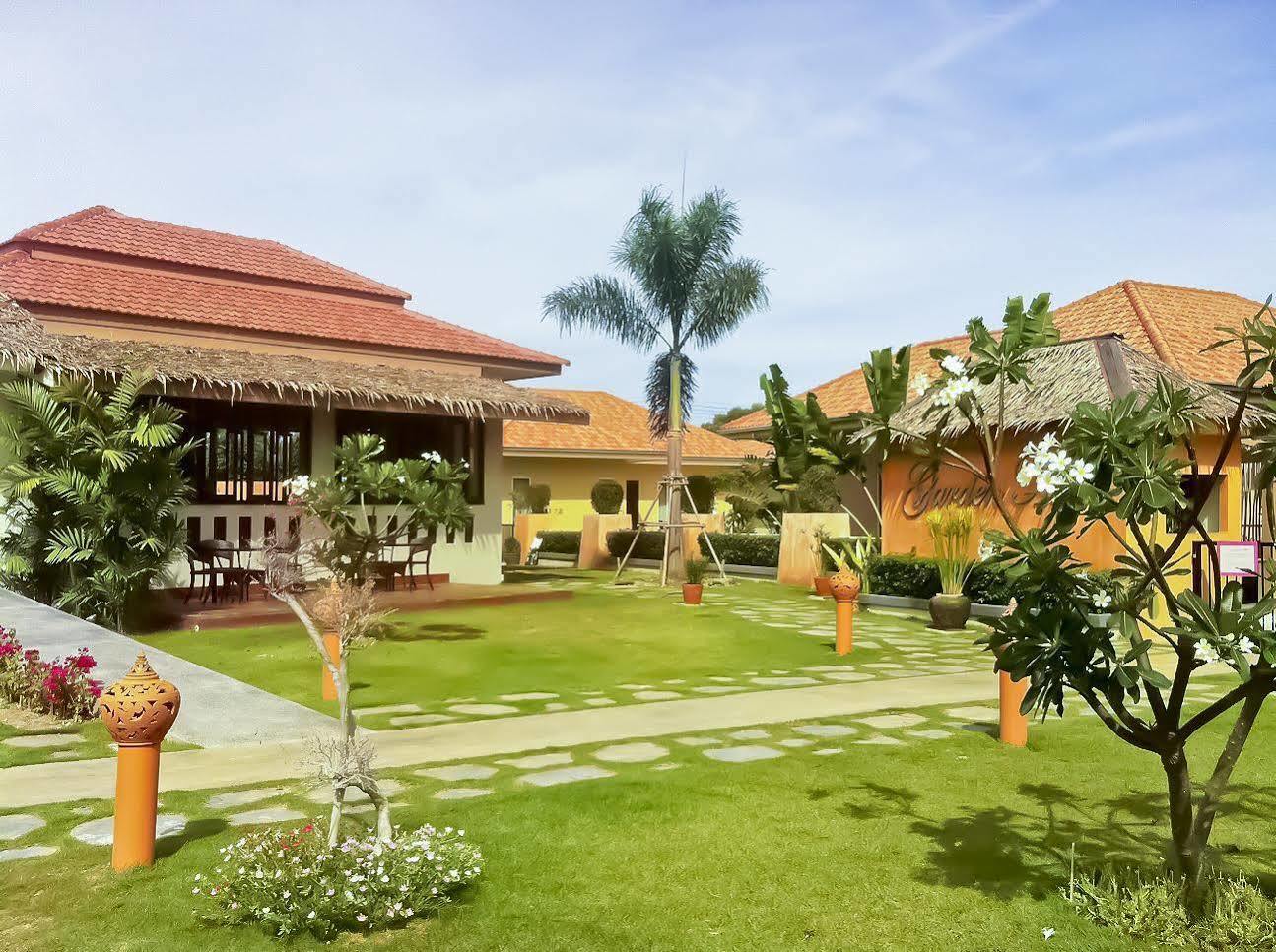 Garden Hills Villa Resort Cha-Am Extérieur photo